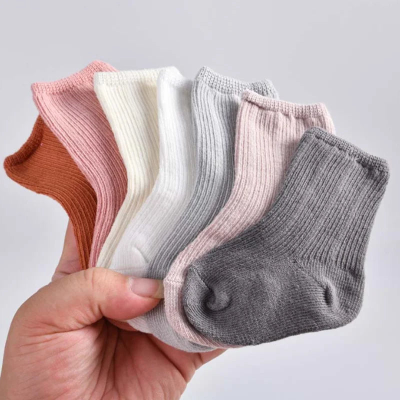 Cozy Baby Solid Color Socks 👶 The Perfect Comfort for Tiny Feet 💕